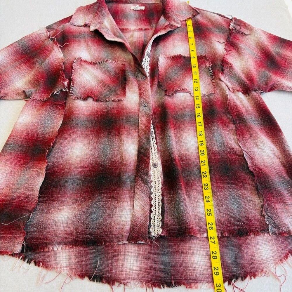 POL Plaid Oversized Shirt Womens L Red Gray Raw Edge Lace Trim Boho Grunge - Picture 8 of 8